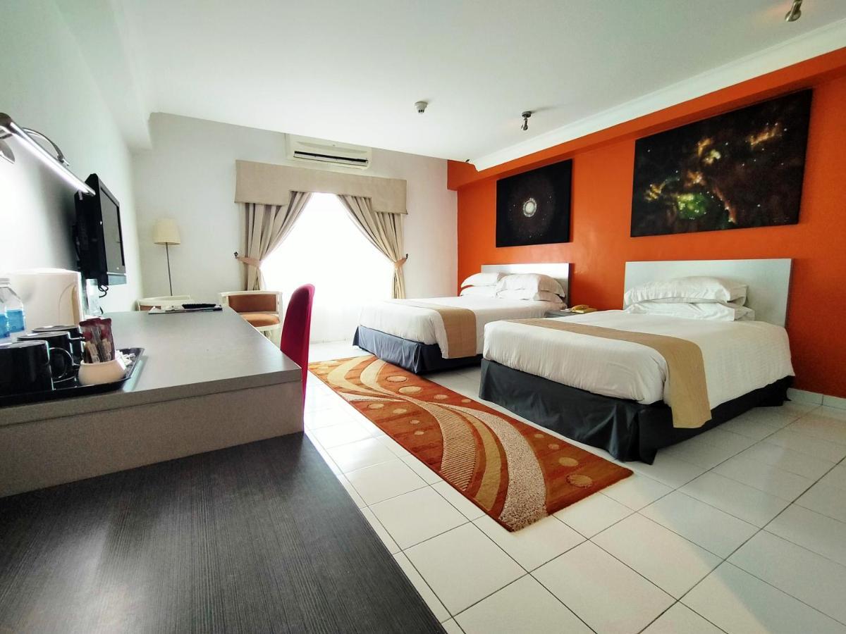 Klana Beach Resort Port Dickson Zewnętrze zdjęcie